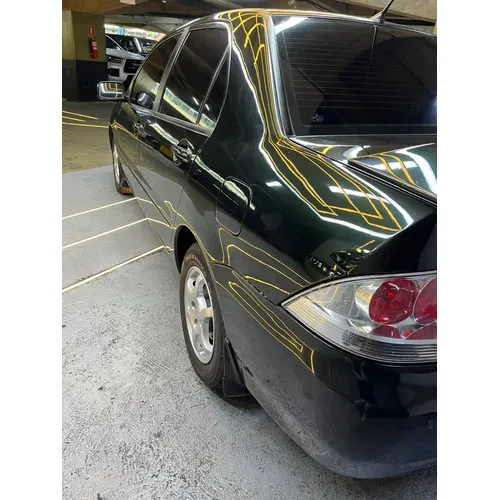 Mitsubishi Lancer GLX 2013 Verde Caracas