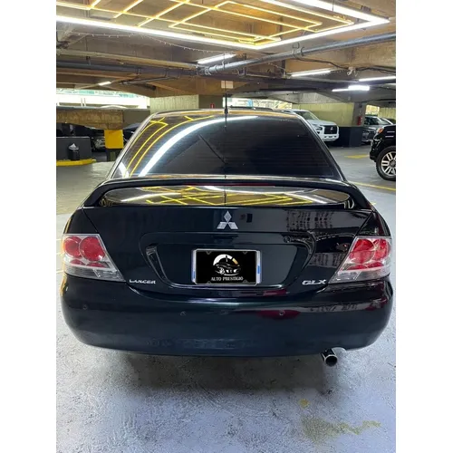 Mitsubishi Lancer GLX 2013 Verde Caracas