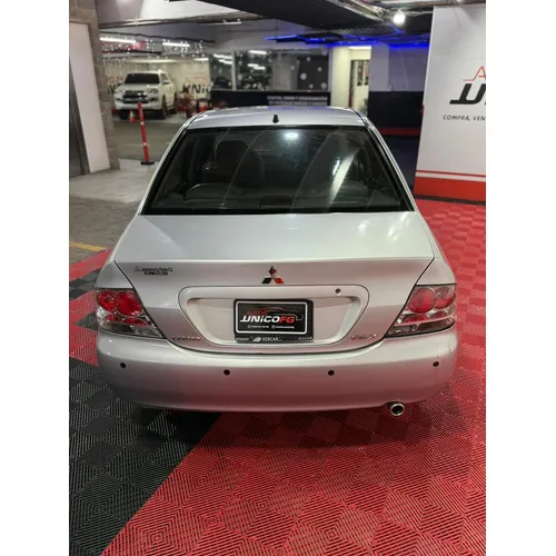 Mitsubishi Lancer GLX 2013 Plateado Caracas