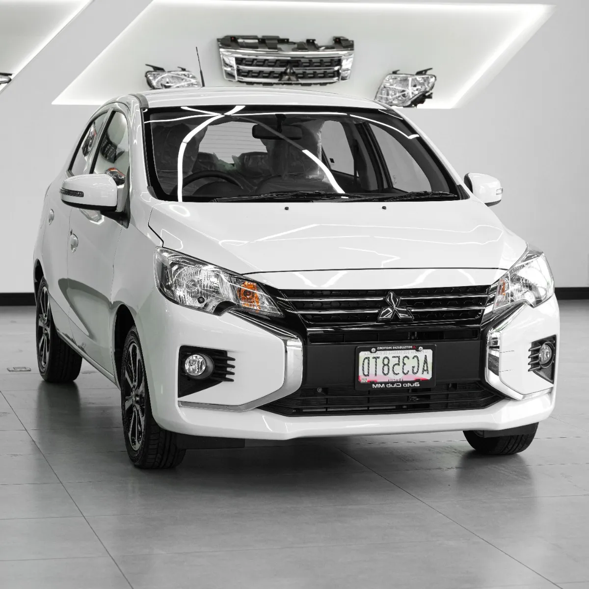 Mitsubishi Mirage GLS 2025 Blanco Valencia