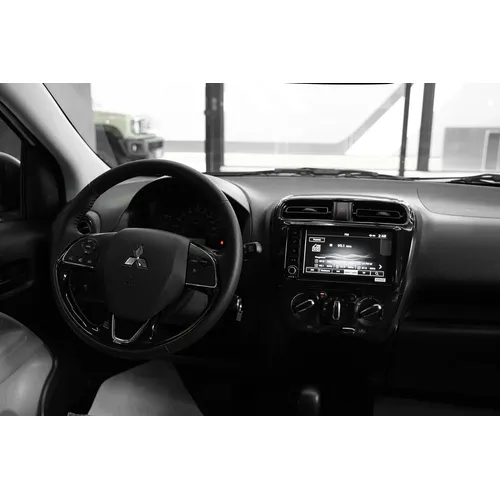 Mitsubishi Mirage 2026 Blanco Valencia