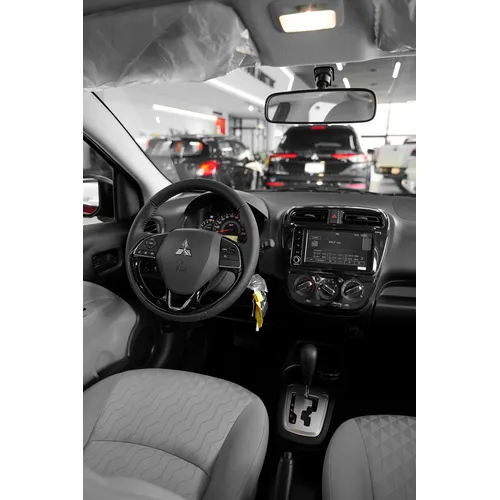 Mitsubishi Mirage GLS 2026 Rojo Valencia