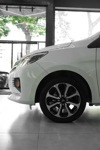 Mitsubishi Mirage 2026 Blanco Valencia