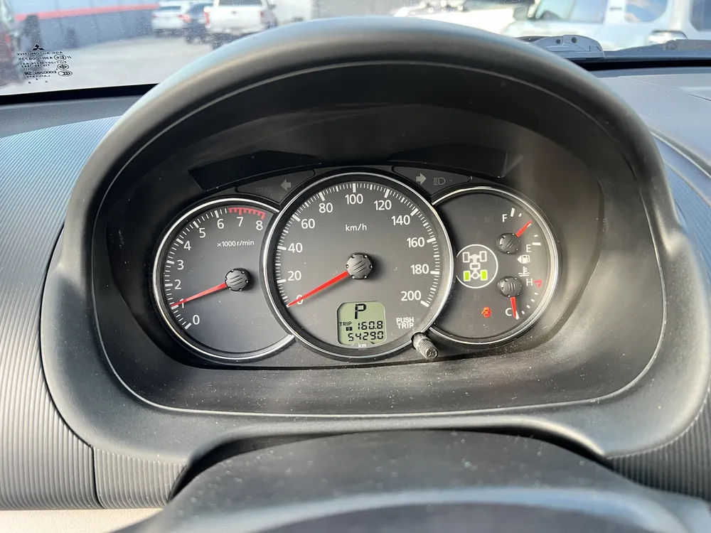 Mitsubishi Montero 2015 Gris Valencia