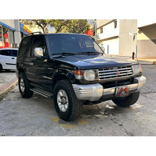 Mitsubishi Montero Dakar 2007 Negro Caracas