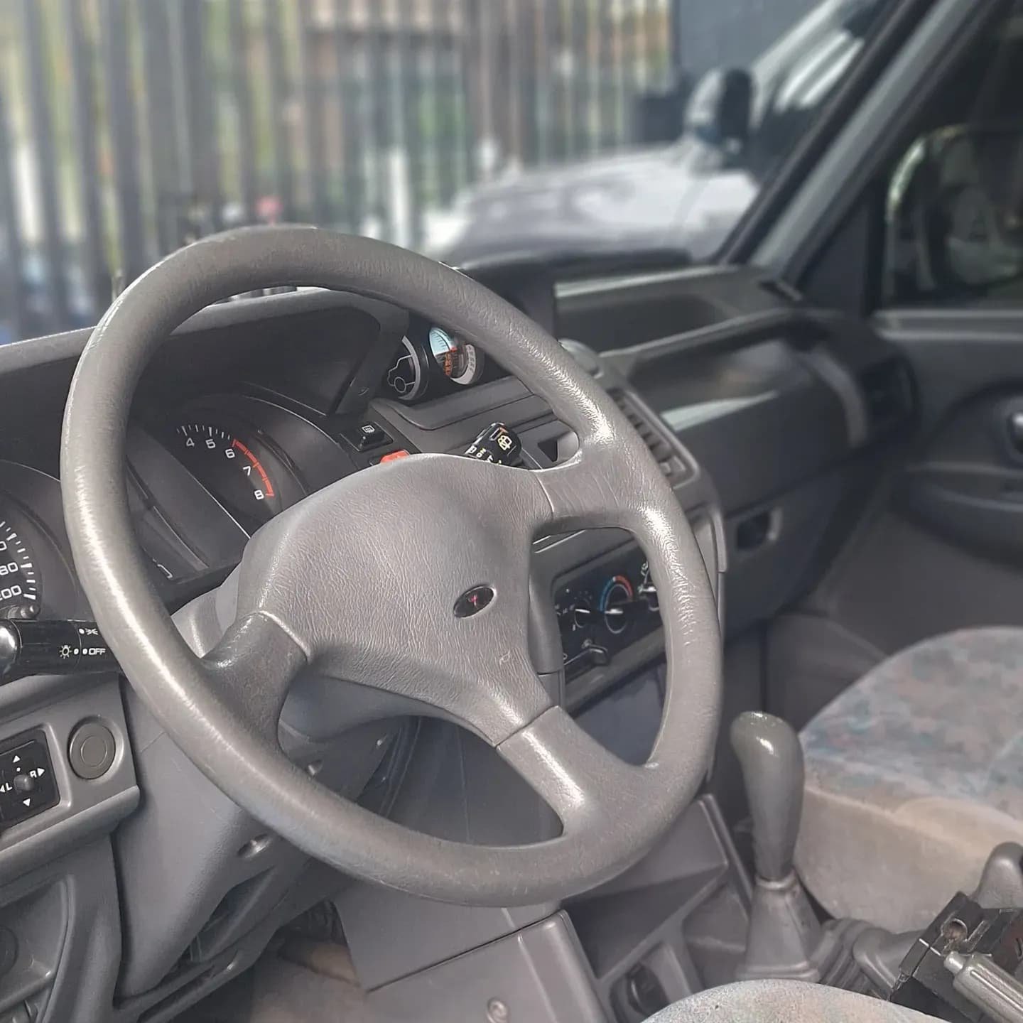 Mitsubishi Montero Dakar 2007 Plata