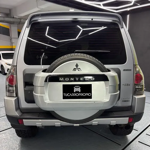 Mitsubishi Montero 2008 Gris Caracas