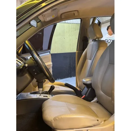 Mitsubishi Montero 2015 Verde Caracas
