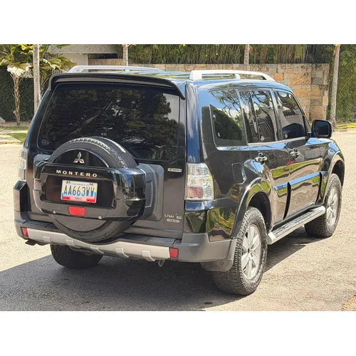 Mitsubishi Montero Limited 2008 Negro Caracas