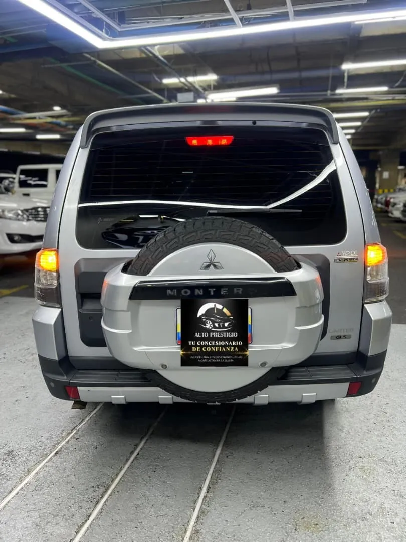 Mitsubishi Montero Limited 2008 plata7