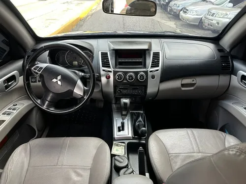 Mitsubishi Montero Sport 2014 Verde Caracas