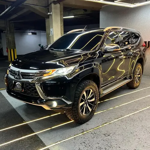 Mitsubishi Montero 2019 Negro Caracas