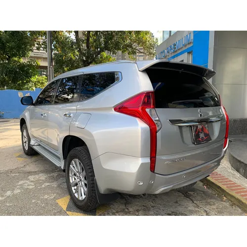 Mitsubishi Montero IO 2019 Plateado Caracas