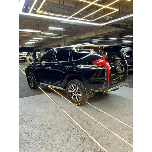 Mitsubishi Montero 2019 Negro Caracas