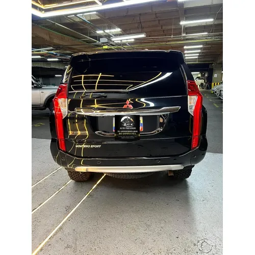 Mitsubishi Montero 2019 Negro Caracas