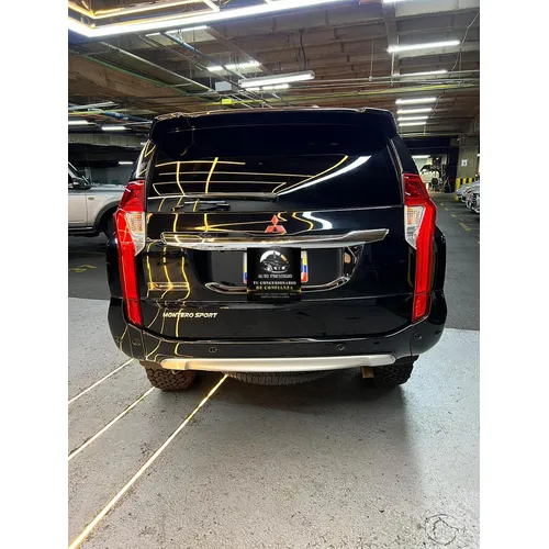 Mitsubishi Montero Sport 2019 Negro Caracas