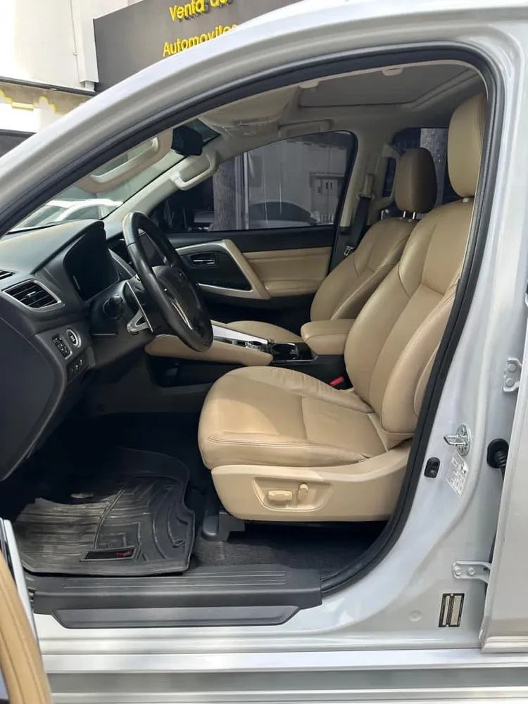 Mitsubishi Montero Sport 2020 Blanco Caracas