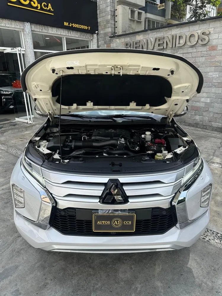Mitsubishi Montero Sport 2020 Blanco Caracas