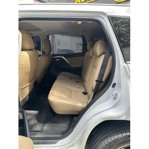 Mitsubishi Montero Sport 2020 Blanco Caracas