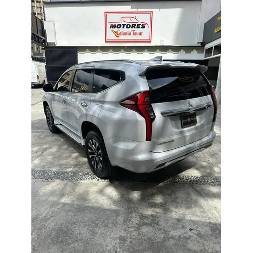 Mitsubishi Montero Sport 2020 Blanco Caracas