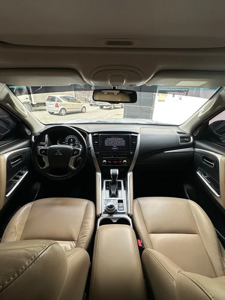Mitsubishi Montero Sport 2020 Blanco Caracas