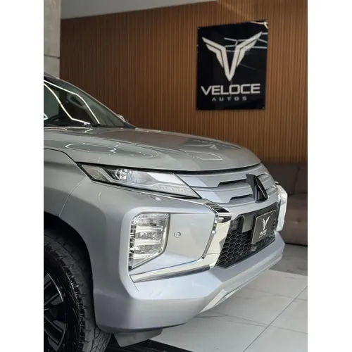 Mitsubishi Montero Sport 2020 Plateado Caracas