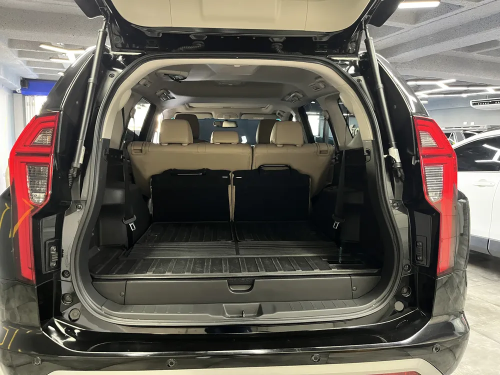 Mitsubishi Montero Sport 2023 Negro Caracas