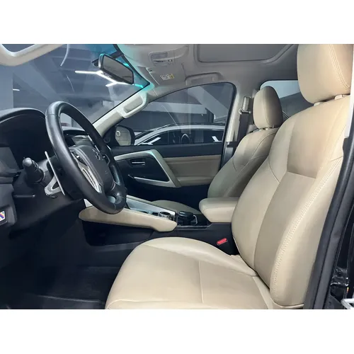 Mitsubishi Montero Sport 2023 Negro Caracas