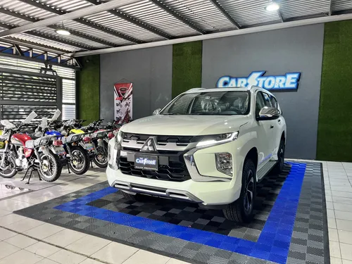 Mitsubishi Montero Sport 2025