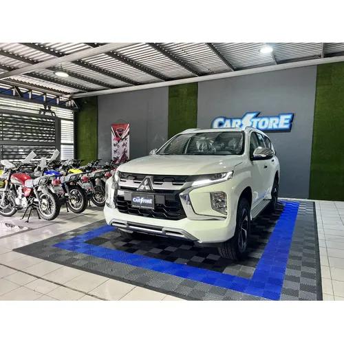 Mitsubishi Montero Sport 2025 Blanco Caracas