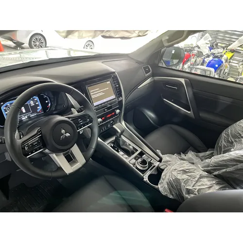 Mitsubishi Montero Sport 2025 Blanco Caracas