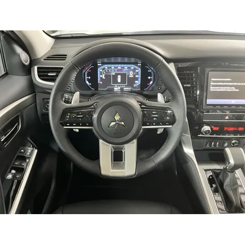 Mitsubishi Montero Sport 2025 Blanco Caracas