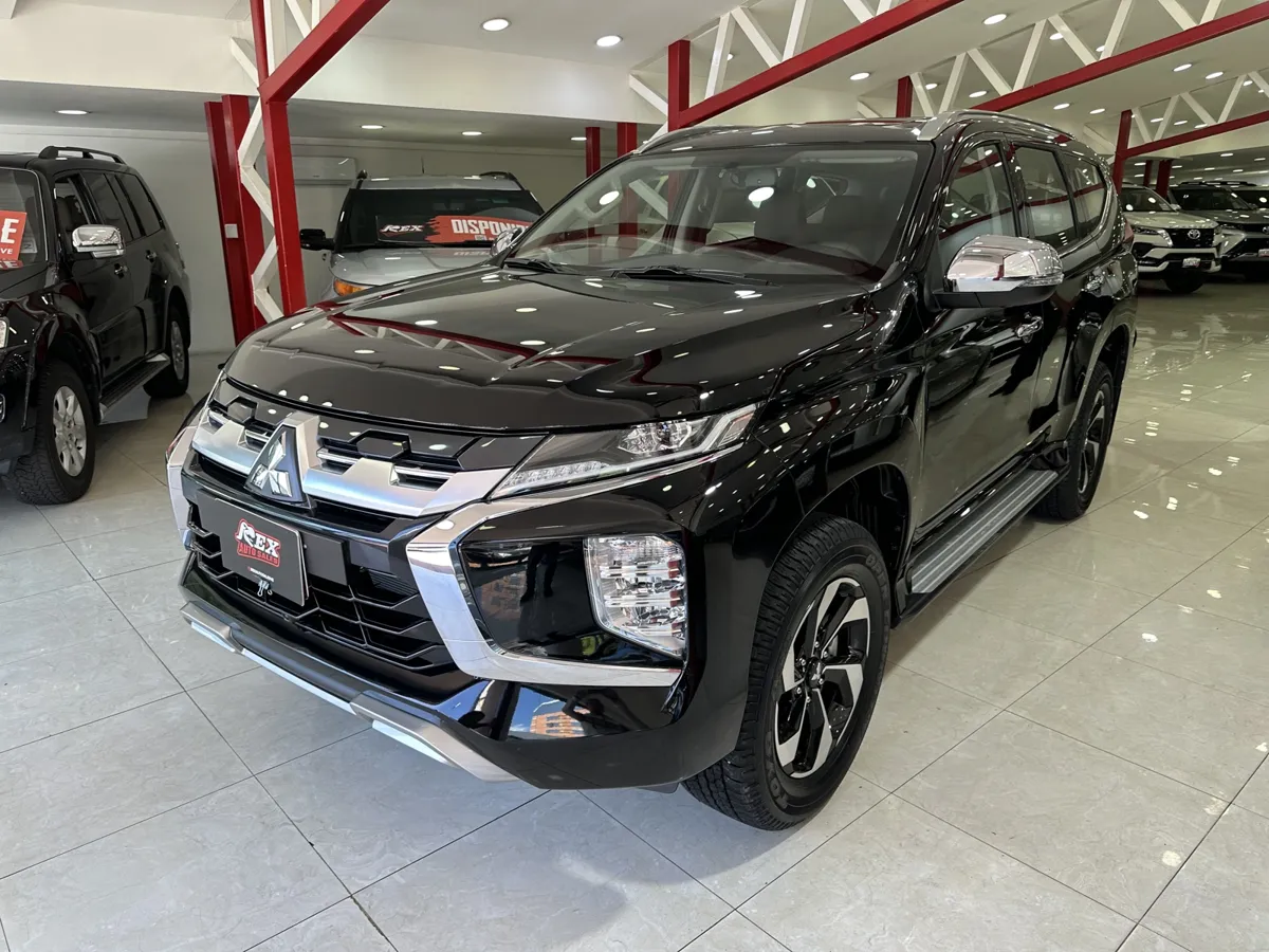 Mitsubishi Montero 2025 Negro Caracas