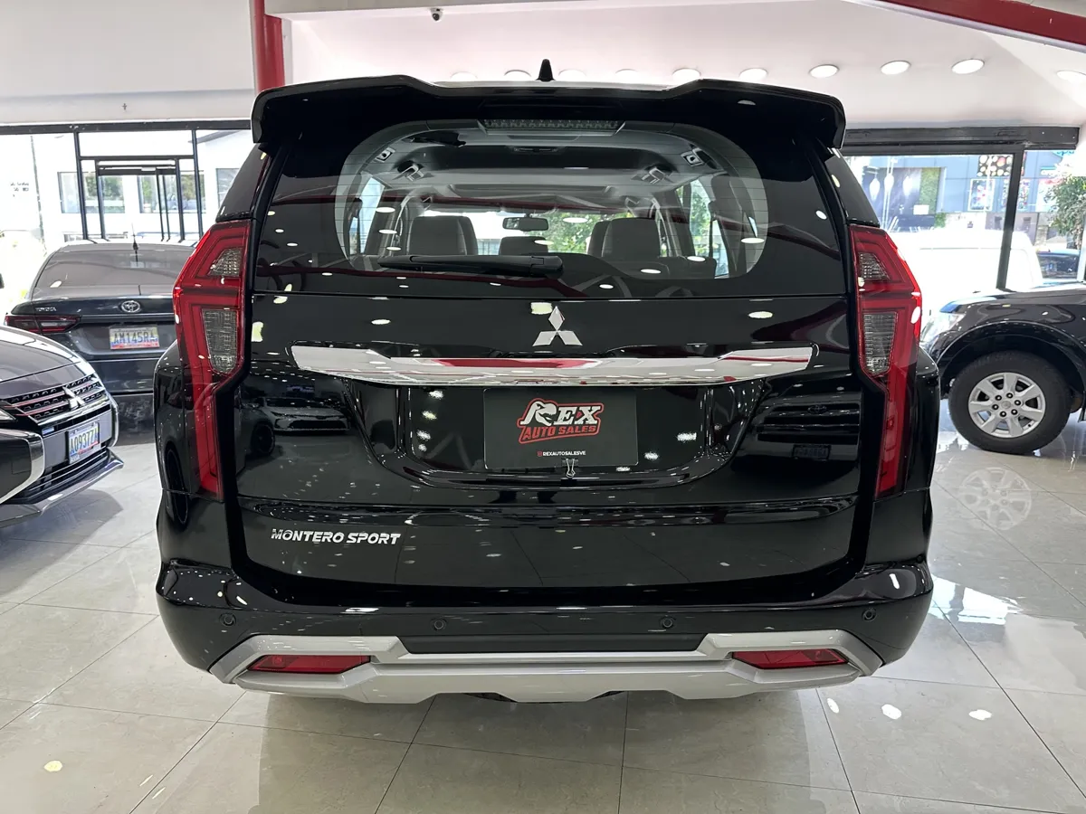 Mitsubishi Montero Sport 2025 Negro Caracas