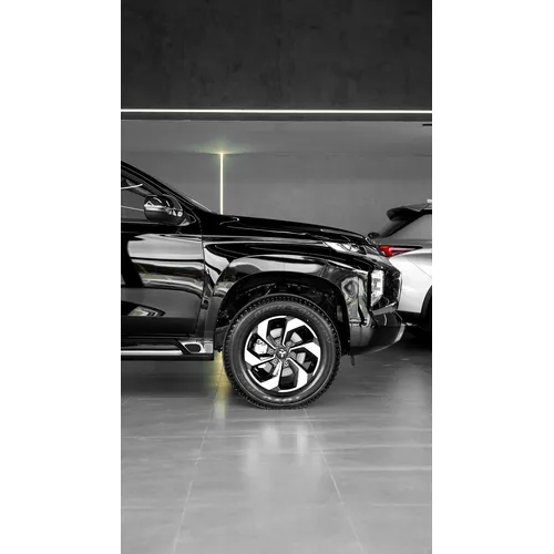 Mitsubishi Montero Sport 2026 Negro Valencia