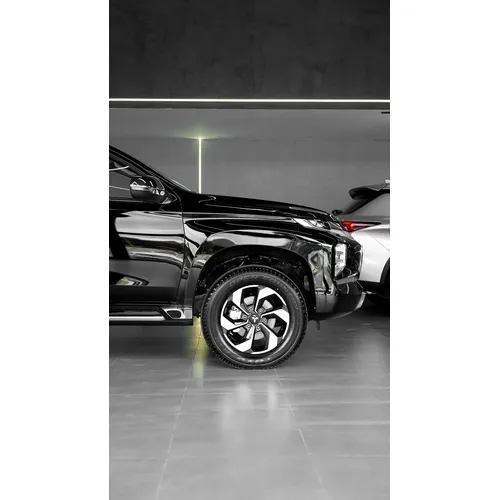 Mitsubishi Montero Sport 2026 Negro Valencia