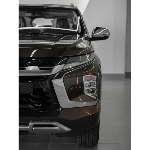 Mitsubishi Montero Sport 2026 Marrón Valencia