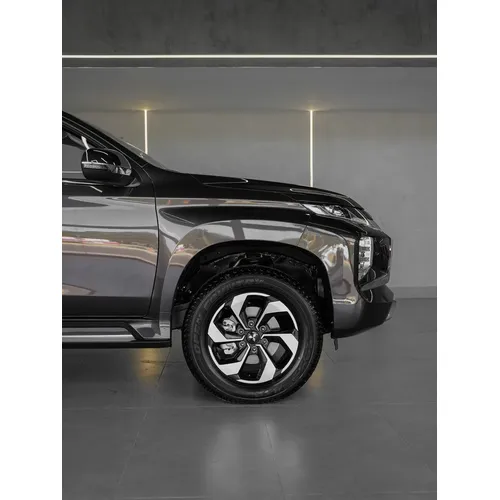 Mitsubishi Montero Sport 2026 Marrón Valencia
