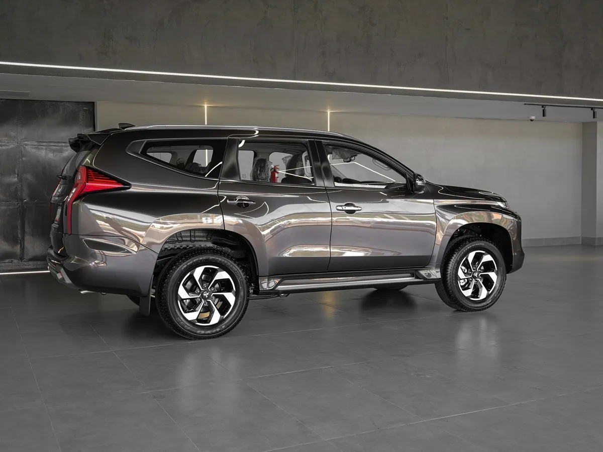 Mitsubishi Montero Sport 2025 Marrón Valencia