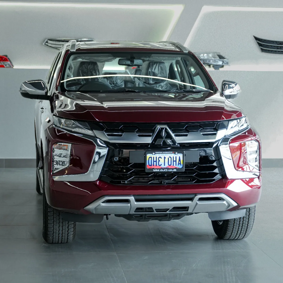 Mitsubishi Montero Sport 2025 Rojo Valencia
