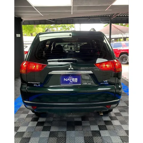 Mitsubishi Montero Sport GLX 2014 Verde Caracas