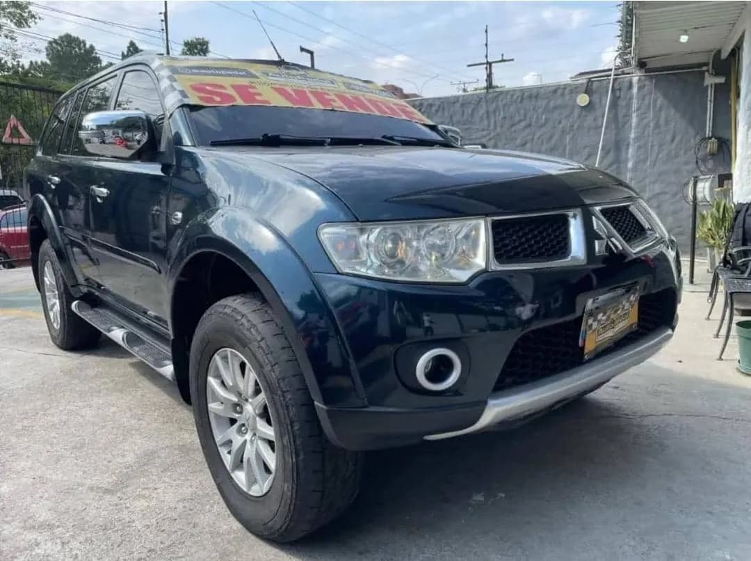 Mitsubishi Montero Sport GLS 2014 Verde