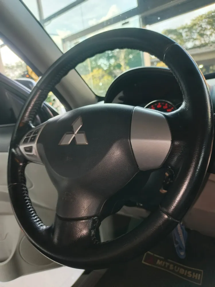 Mitsubishi Montero Sport GLS 2015 Verde Caracas