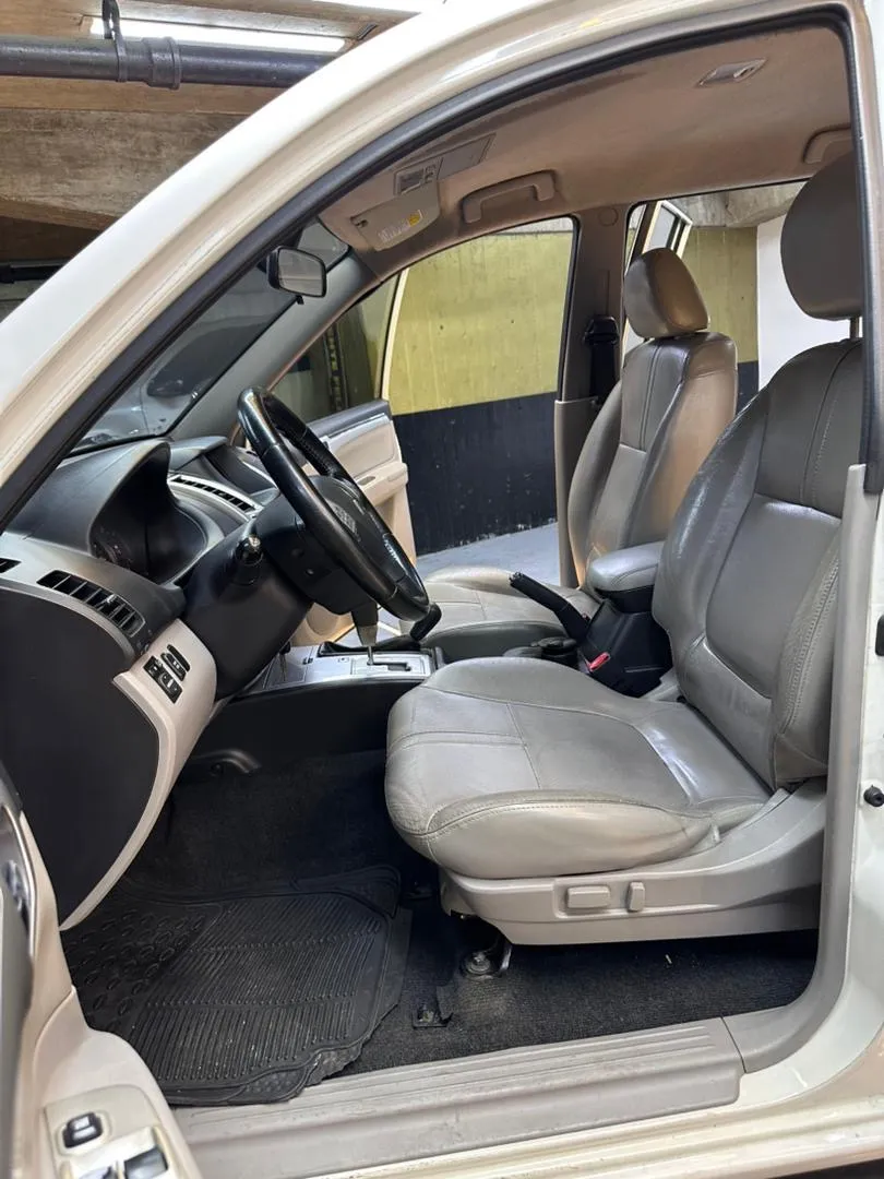 Mitsubishi Montero Sport Gls 2014 Blanco Caracas