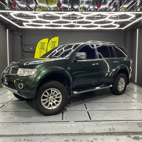 Mitsubishi Montero Sport GLS 2015 Verde Caracas