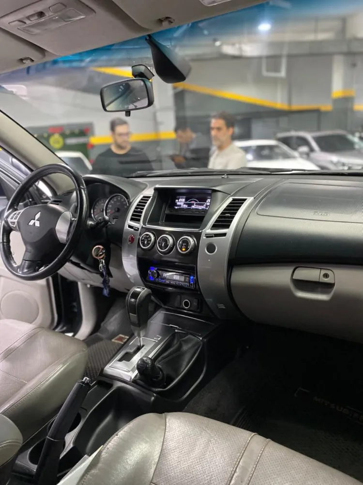 Mitsubishi Montero Sport GLS 2015 Verde Caracas