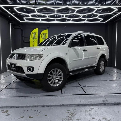 Mitsubishi Montero Sport GLX 2014 Blanco Caracas