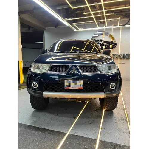 Mitsubishi Montero Sport GLX 2014 Azul Caracas