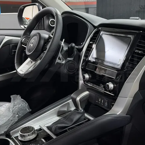 Mitsubishi Montero Sport 2025 Gris Caracas