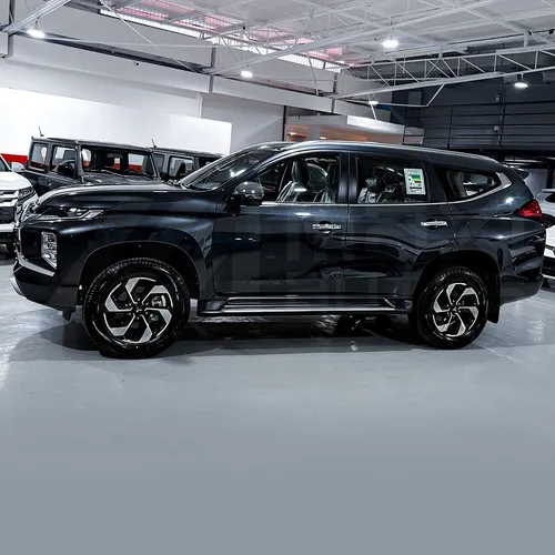 Mitsubishi Montero Sport 2025 Gris Caracas